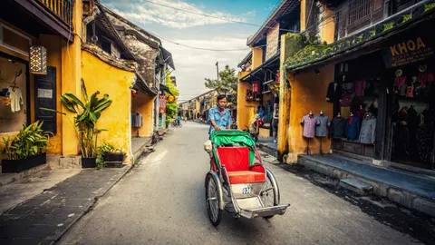 GETTING AROUND IN HOI AN_image